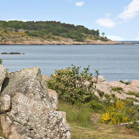 Awesome In Apartament Allinge-Sandvig